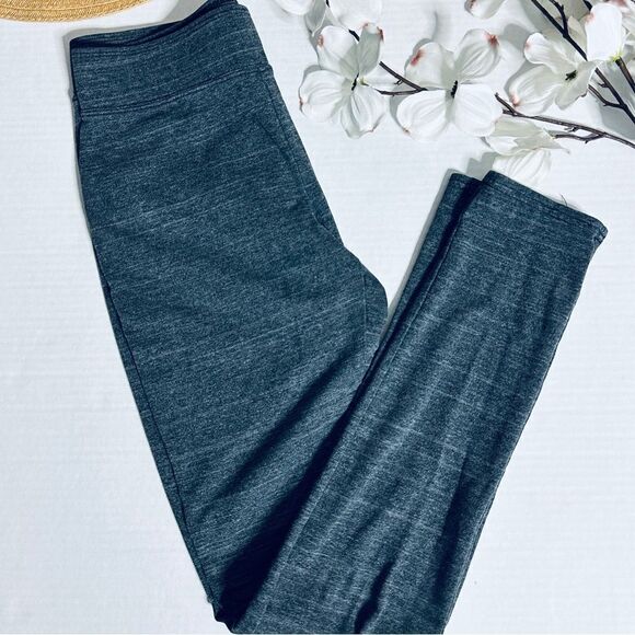 Abercrombie & Fitch Gray Cotton Blend Leggings - Picture 2 of 5